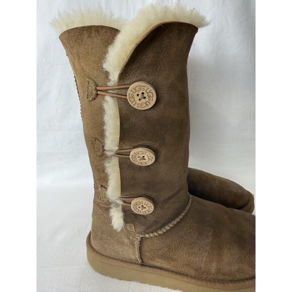 UGG Tall Women's Bailey Button Triplet Chestnut Brown Boots Size 5 - Picture 9 of 14